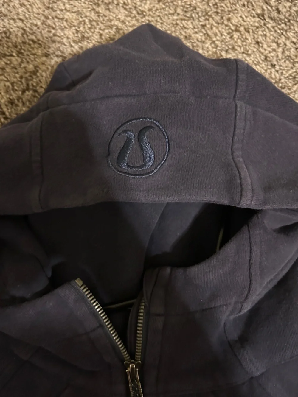 Full length full zip navy blue size four! - Picture 2 of 3